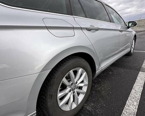 Серый Фольксваген Пассат, объемом двигателя 1.97 л и пробегом 306 тыс. км за 15000 $, фото 7 на Automoto.ua