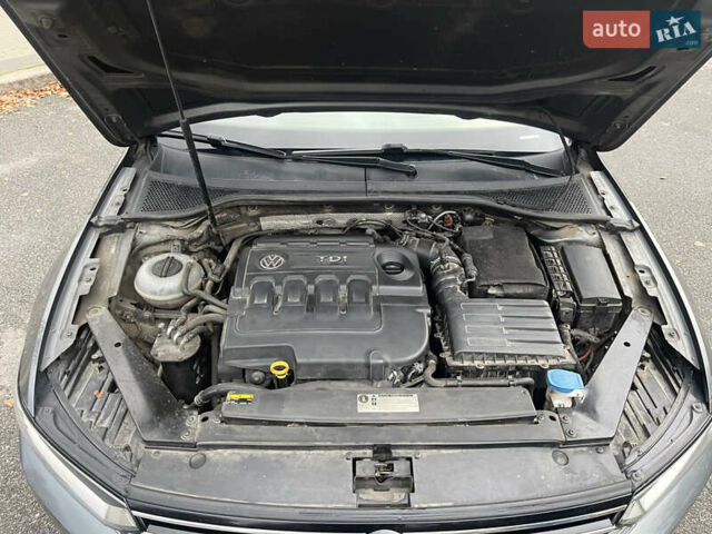 Серый Фольксваген Пассат, объемом двигателя 1.97 л и пробегом 240 тыс. км за 15599 $, фото 39 на Automoto.ua