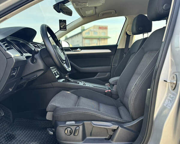 Сірий Фольксваген Пассат, об'ємом двигуна 1.6 л та пробігом 319 тис. км за 12200 $, фото 20 на Automoto.ua