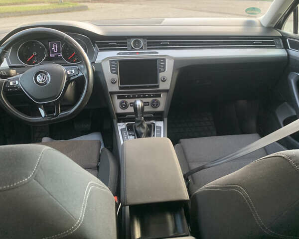 Серый Фольксваген Пассат, объемом двигателя 2 л и пробегом 276 тыс. км за 14200 $, фото 12 на Automoto.ua