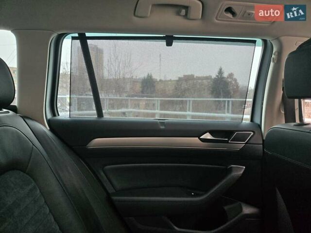 Серый Фольксваген Пассат, объемом двигателя 1.97 л и пробегом 198 тыс. км за 25000 $, фото 35 на Automoto.ua