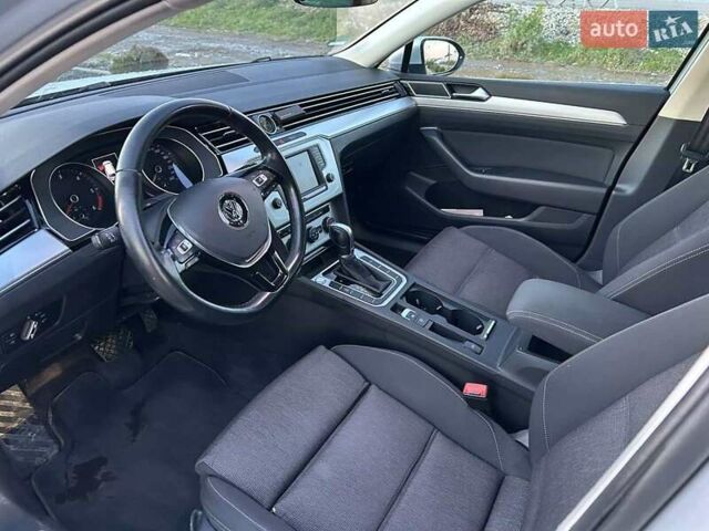 Серый Фольксваген Пассат, объемом двигателя 1.97 л и пробегом 273 тыс. км за 14200 $, фото 6 на Automoto.ua