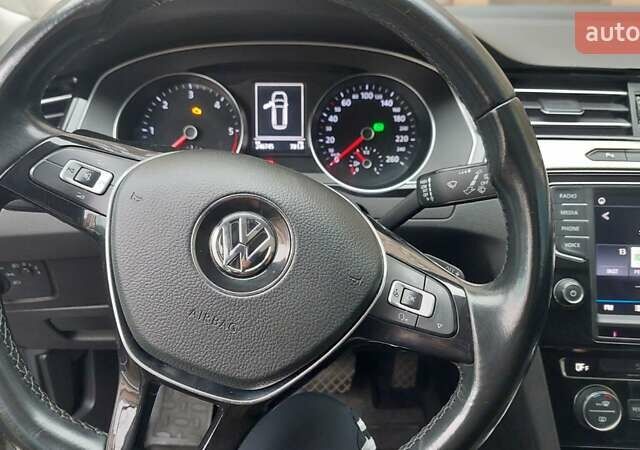 Серый Фольксваген Пассат, объемом двигателя 1.97 л и пробегом 260 тыс. км за 14500 $, фото 7 на Automoto.ua