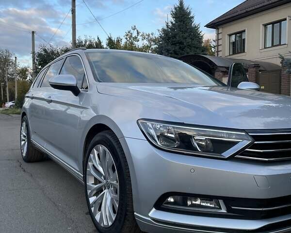 Серый Фольксваген Пассат, объемом двигателя 1.97 л и пробегом 271 тыс. км за 16000 $, фото 9 на Automoto.ua