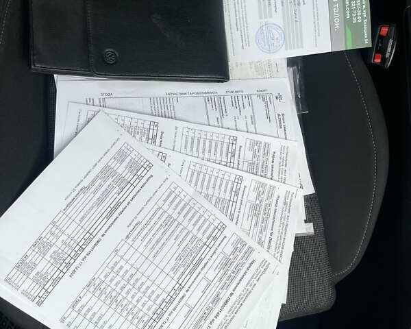 Серый Фольксваген Пассат, объемом двигателя 1.97 л и пробегом 240 тыс. км за 15599 $, фото 40 на Automoto.ua