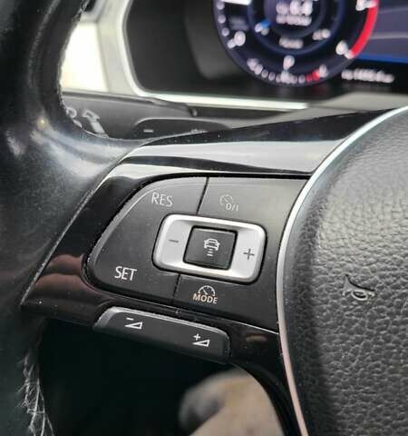 Фольксваген Пассат 2016 в Коломые на Automoto.ua Серый Фольксваген Пассат, объемом двигателя 1.97 л и пробегом 330 тыс. км за 14950 $, фото 55 на Automoto.ua