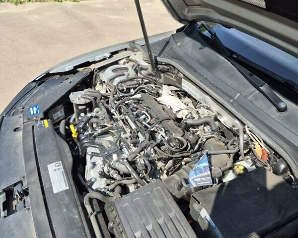 Серый Фольксваген Пассат, объемом двигателя 1.97 л и пробегом 267 тыс. км за 19000 $, фото 48 на Automoto.ua