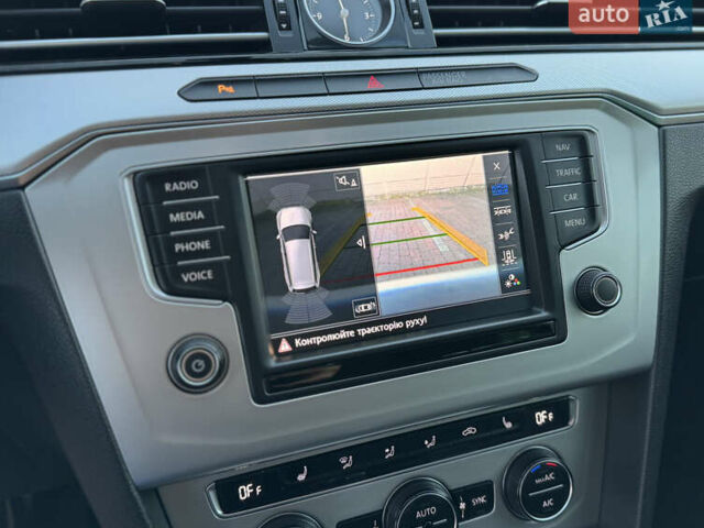 Серый Фольксваген Пассат, объемом двигателя 2 л и пробегом 267 тыс. км за 13950 $, фото 9 на Automoto.ua