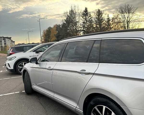 Серый Фольксваген Пассат, объемом двигателя 1.97 л и пробегом 247 тыс. км за 14500 $, фото 16 на Automoto.ua