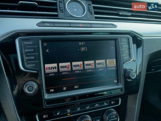 Сірий Фольксваген Пассат, об'ємом двигуна 2 л та пробігом 290 тис. км за 19700 $, фото 49 на Automoto.ua