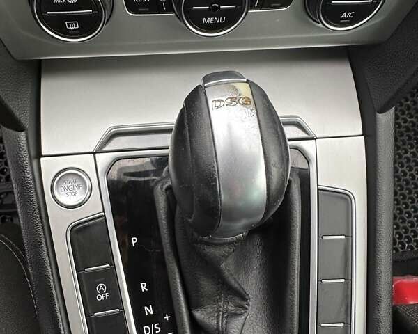 Серый Фольксваген Пассат, объемом двигателя 1.97 л и пробегом 306 тыс. км за 15000 $, фото 39 на Automoto.ua