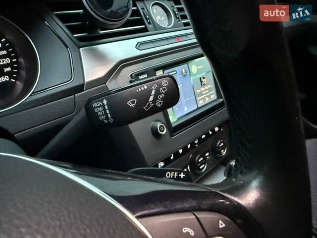 Сірий Фольксваген Пассат, об'ємом двигуна 1.97 л та пробігом 250 тис. км за 15490 $, фото 15 на Automoto.ua