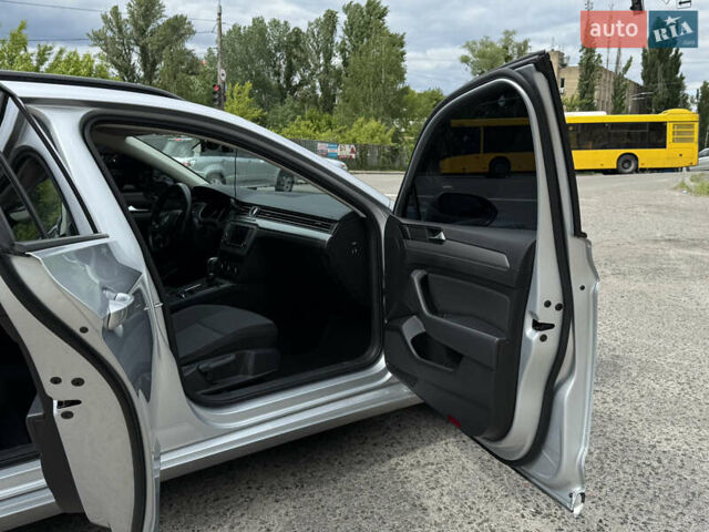 Сірий Фольксваген Пассат, об'ємом двигуна 2 л та пробігом 240 тис. км за 15200 $, фото 16 на Automoto.ua