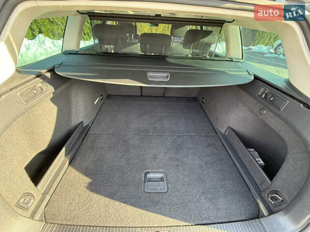 Серый Фольксваген Пассат, объемом двигателя 2 л и пробегом 195 тыс. км за 16999 $, фото 47 на Automoto.ua