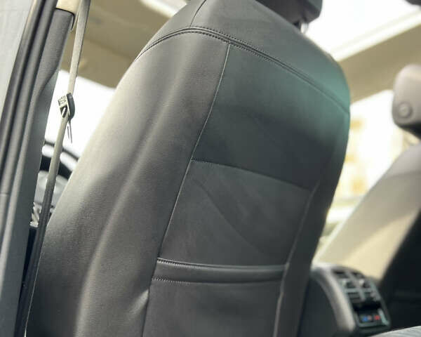 Серый Фольксваген Пассат, объемом двигателя 1.6 л и пробегом 265 тыс. км за 13200 $, фото 43 на Automoto.ua