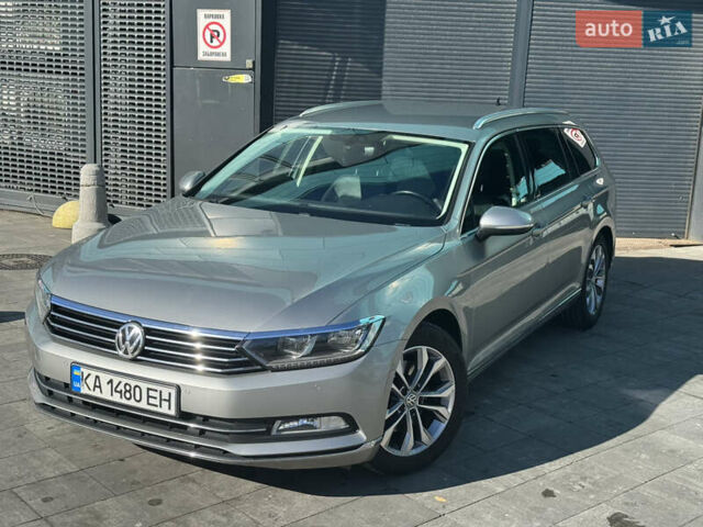 Сірий Фольксваген Пассат, об'ємом двигуна 1.6 л та пробігом 264 тис. км за 15800 $, фото 13 на Automoto.ua