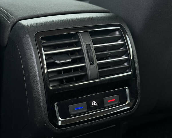 Сірий Фольксваген Пассат, об'ємом двигуна 1.6 л та пробігом 319 тис. км за 12200 $, фото 44 на Automoto.ua