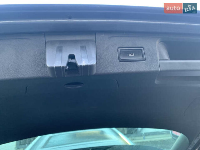 Сірий Фольксваген Пассат, об'ємом двигуна 2 л та пробігом 290 тис. км за 19700 $, фото 64 на Automoto.ua