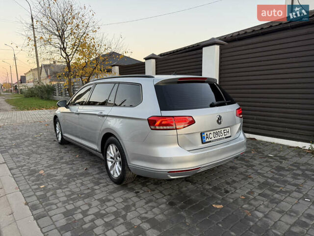 Серый Фольксваген Пассат, объемом двигателя 1.6 л и пробегом 237 тыс. км за 12800 $, фото 12 на Automoto.ua
