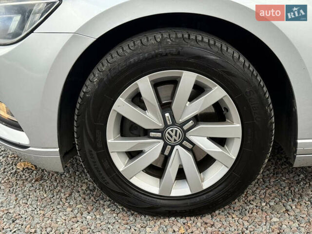 Серый Фольксваген Пассат, объемом двигателя 1.97 л и пробегом 380 тыс. км за 13500 $, фото 5 на Automoto.ua