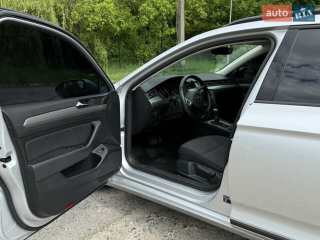 Сірий Фольксваген Пассат, об'ємом двигуна 2 л та пробігом 240 тис. км за 15200 $, фото 20 на Automoto.ua