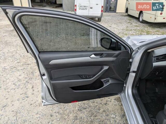 Серый Фольксваген Пассат, объемом двигателя 1.97 л и пробегом 320 тыс. км за 13400 $, фото 6 на Automoto.ua