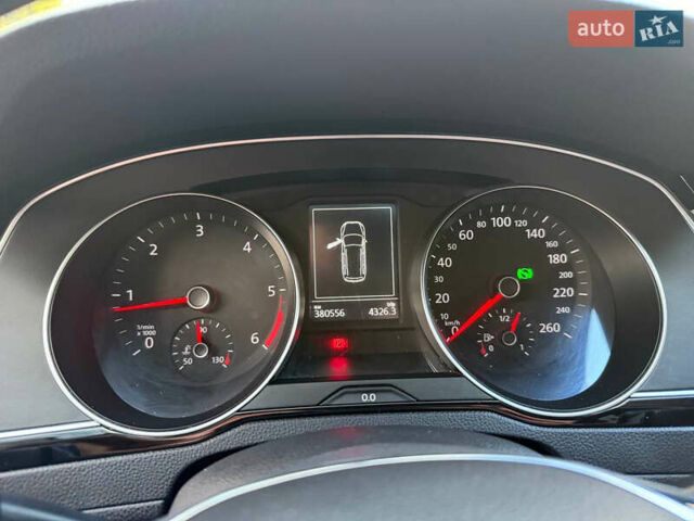 Серый Фольксваген Пассат, объемом двигателя 1.97 л и пробегом 380 тыс. км за 13500 $, фото 34 на Automoto.ua