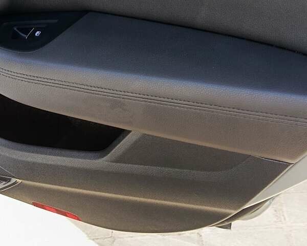 Сірий Фольксваген Пассат, об'ємом двигуна 1.97 л та пробігом 240 тис. км за 16000 $, фото 8 на Automoto.ua