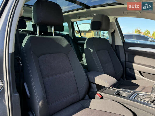 Серый Фольксваген Пассат, объемом двигателя 2 л и пробегом 195 тыс. км за 16999 $, фото 33 на Automoto.ua