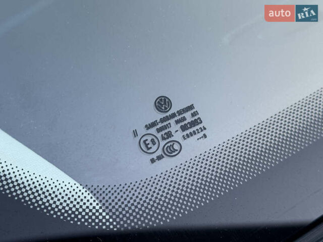 Серый Фольксваген Пассат, объемом двигателя 2 л и пробегом 267 тыс. км за 13950 $, фото 97 на Automoto.ua