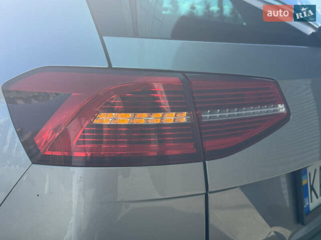 Сірий Фольксваген Пассат, об'ємом двигуна 1.6 л та пробігом 264 тис. км за 15800 $, фото 19 на Automoto.ua