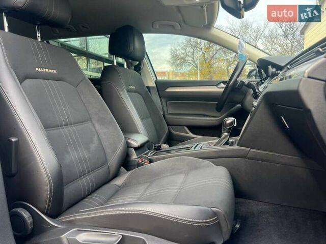 Сірий Фольксваген Пассат, об'ємом двигуна 1.97 л та пробігом 350 тис. км за 18500 $, фото 20 на Automoto.ua