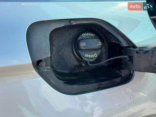 Сірий Фольксваген Пассат, об'ємом двигуна 1.6 л та пробігом 264 тис. км за 15800 $, фото 26 на Automoto.ua