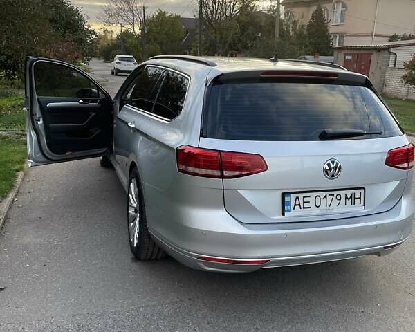 Серый Фольксваген Пассат, объемом двигателя 1.97 л и пробегом 271 тыс. км за 16000 $, фото 12 на Automoto.ua