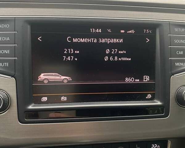 Серый Фольксваген Пассат, объемом двигателя 1.97 л и пробегом 280 тыс. км за 14400 $, фото 3 на Automoto.ua