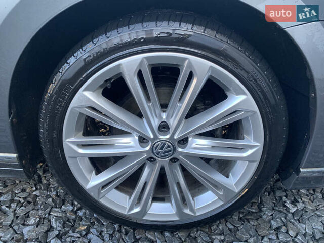 Сірий Фольксваген Пассат, об'ємом двигуна 2 л та пробігом 290 тис. км за 19700 $, фото 69 на Automoto.ua