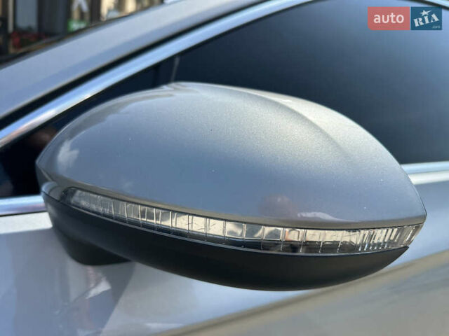 Серый Фольксваген Пассат, объемом двигателя 1.97 л и пробегом 275 тыс. км за 15999 $, фото 72 на Automoto.ua