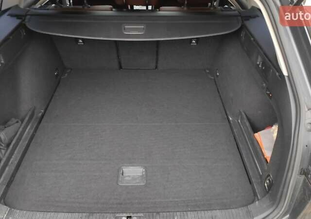 Сірий Фольксваген Пассат, об'ємом двигуна 2 л та пробігом 230 тис. км за 14900 $, фото 18 на Automoto.ua