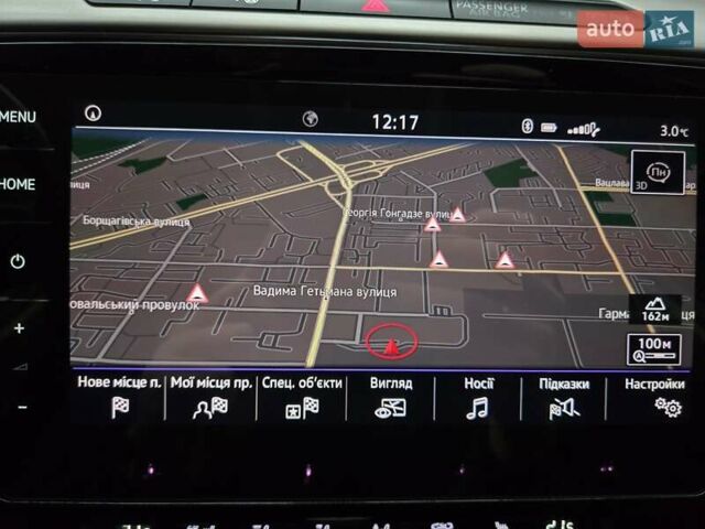 Серый Фольксваген Пассат, объемом двигателя 1.97 л и пробегом 198 тыс. км за 25000 $, фото 48 на Automoto.ua