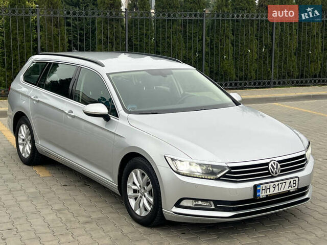 Серый Фольксваген Пассат, объемом двигателя 1.6 л и пробегом 263 тыс. км за 13500 $, фото 3 на Automoto.ua