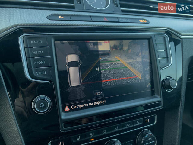 Сірий Фольксваген Пассат, об'ємом двигуна 2 л та пробігом 290 тис. км за 19700 $, фото 44 на Automoto.ua