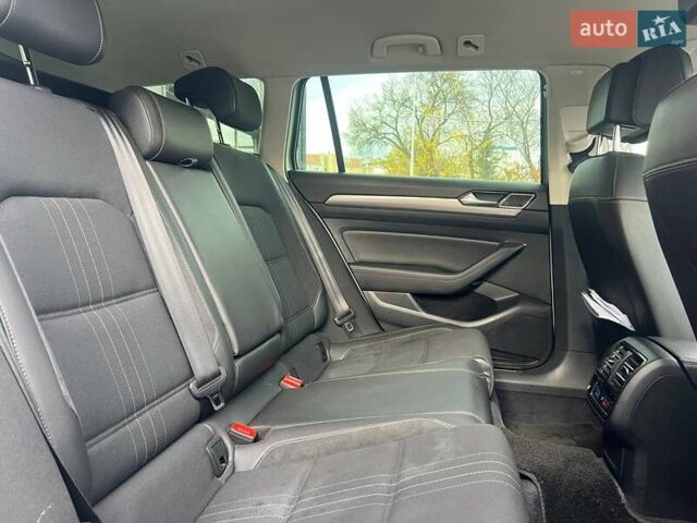 Сірий Фольксваген Пассат, об'ємом двигуна 1.97 л та пробігом 350 тис. км за 18500 $, фото 21 на Automoto.ua