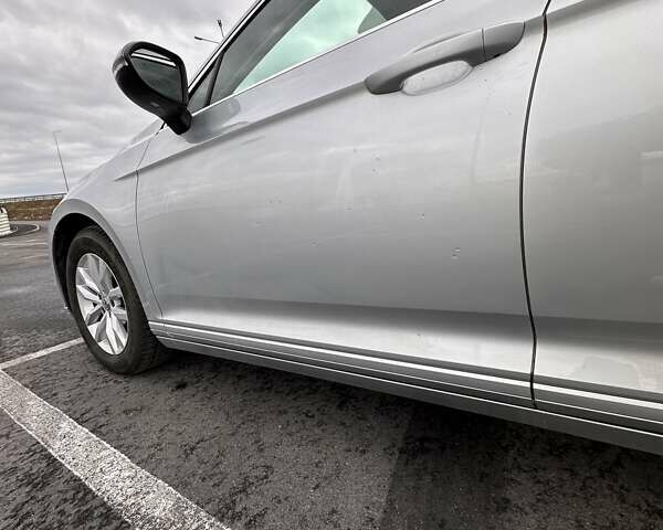 Серый Фольксваген Пассат, объемом двигателя 1.97 л и пробегом 306 тыс. км за 15000 $, фото 11 на Automoto.ua