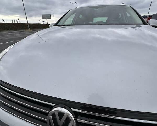 Серый Фольксваген Пассат, объемом двигателя 1.97 л и пробегом 306 тыс. км за 15000 $, фото 4 на Automoto.ua