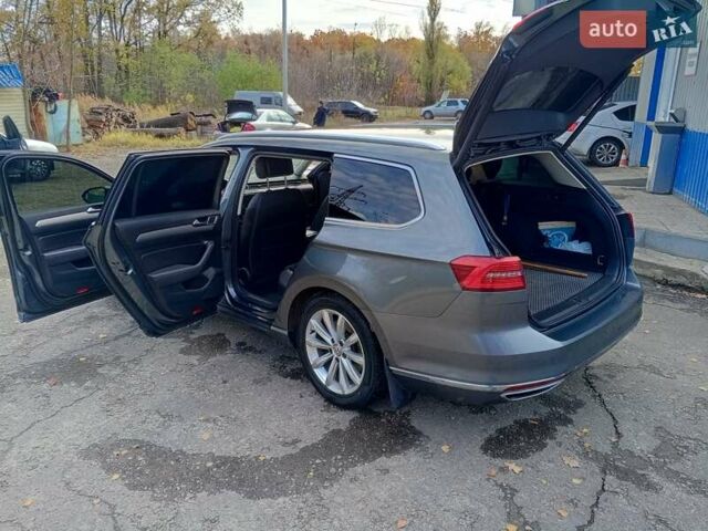 Серый Фольксваген Пассат, объемом двигателя 1.97 л и пробегом 270 тыс. км за 18500 $, фото 4 на Automoto.ua