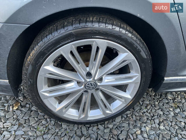 Сірий Фольксваген Пассат, об'ємом двигуна 2 л та пробігом 290 тис. км за 19700 $, фото 68 на Automoto.ua