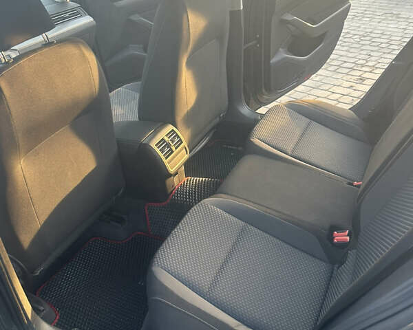 Серый Фольксваген Пассат, объемом двигателя 1.6 л и пробегом 216 тыс. км за 13100 $, фото 16 на Automoto.ua