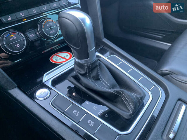 Сірий Фольксваген Пассат, об'ємом двигуна 2 л та пробігом 290 тис. км за 19700 $, фото 71 на Automoto.ua