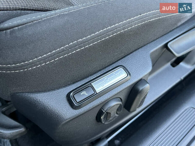 Серый Фольксваген Пассат, объемом двигателя 1.6 л и пробегом 262 тыс. км за 11800 $, фото 39 на Automoto.ua