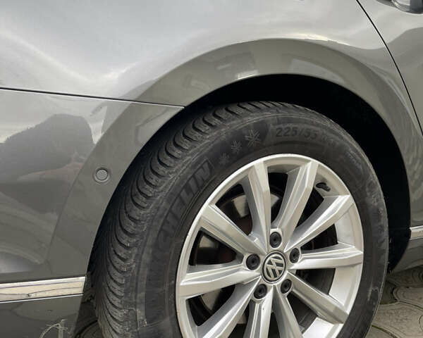 Серый Фольксваген Пассат, объемом двигателя 1.97 л и пробегом 233 тыс. км за 21999 $, фото 10 на Automoto.ua